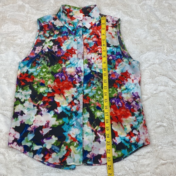 Parker Silk Watercolor Floral sleeveless Blouse. One of a kind - Picture 10 of 13